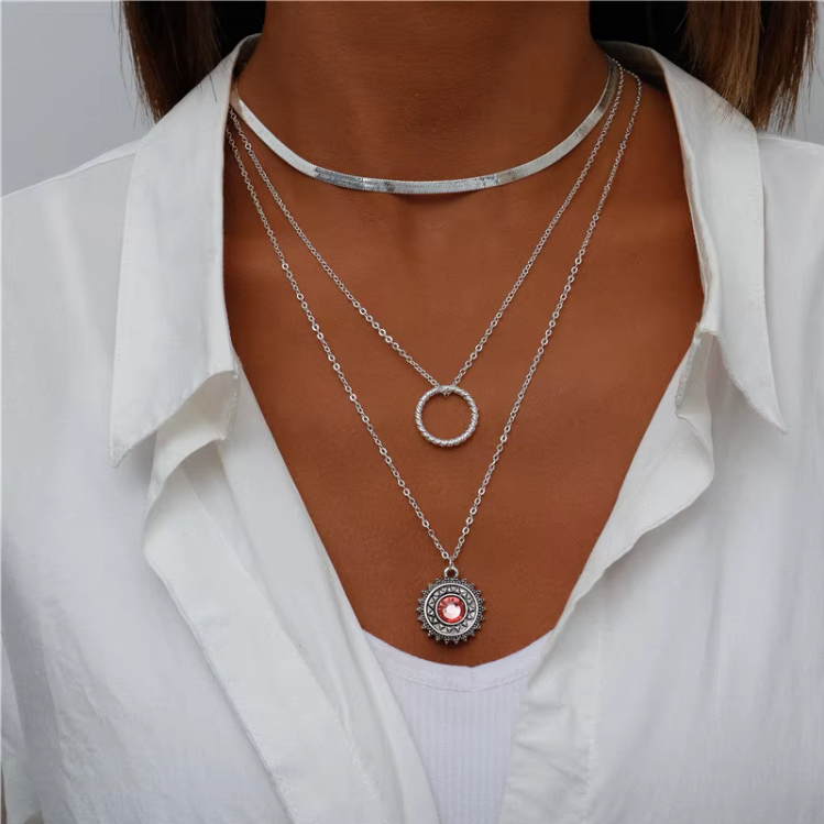 Vintage Multi Layered Moon Coi - Vintage Collectible Coins บทวิจารณ์และราคา