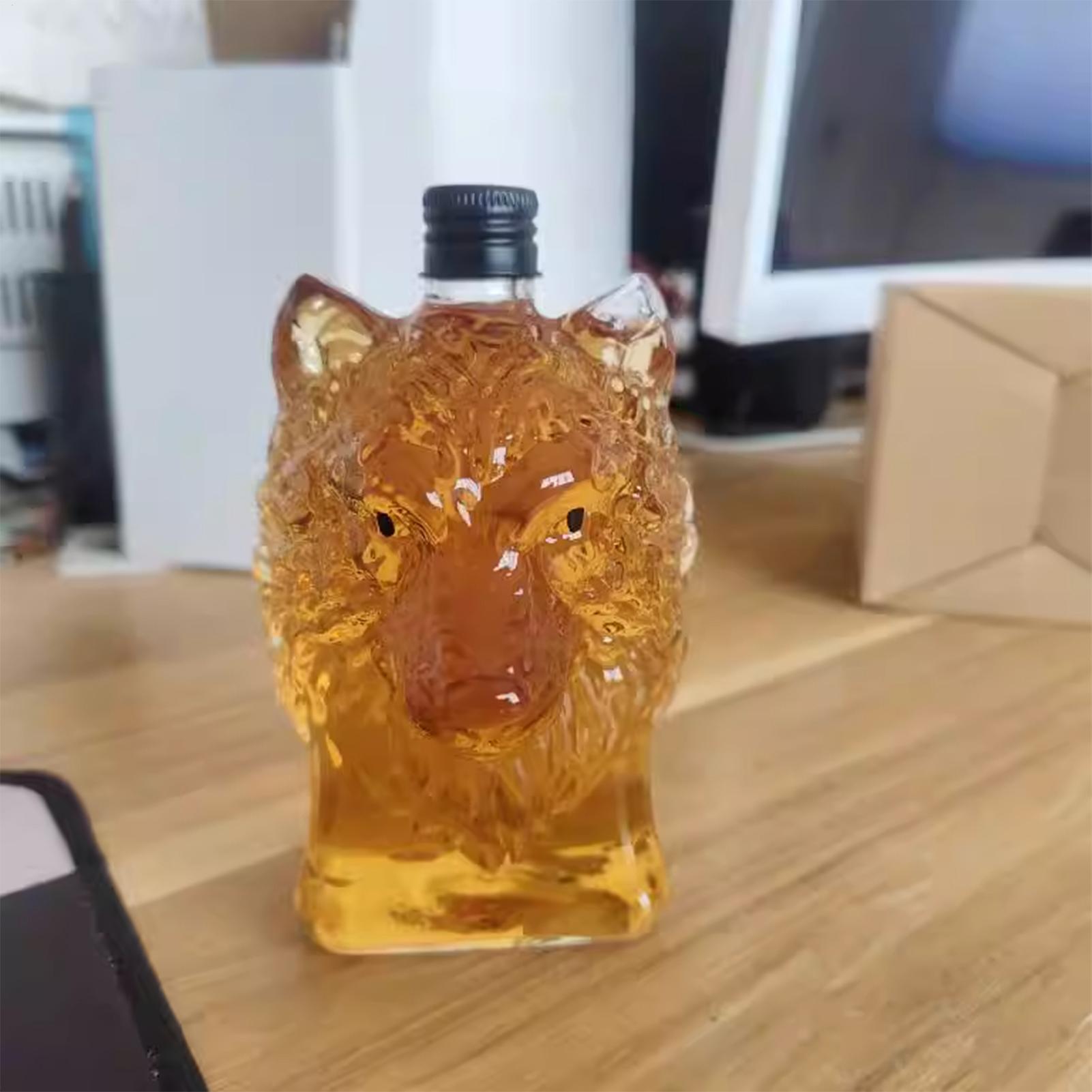 Whiskey Bottle Wolf Shape Wine - Vintage Collectible Bottles บทวิจารณ์และราคา