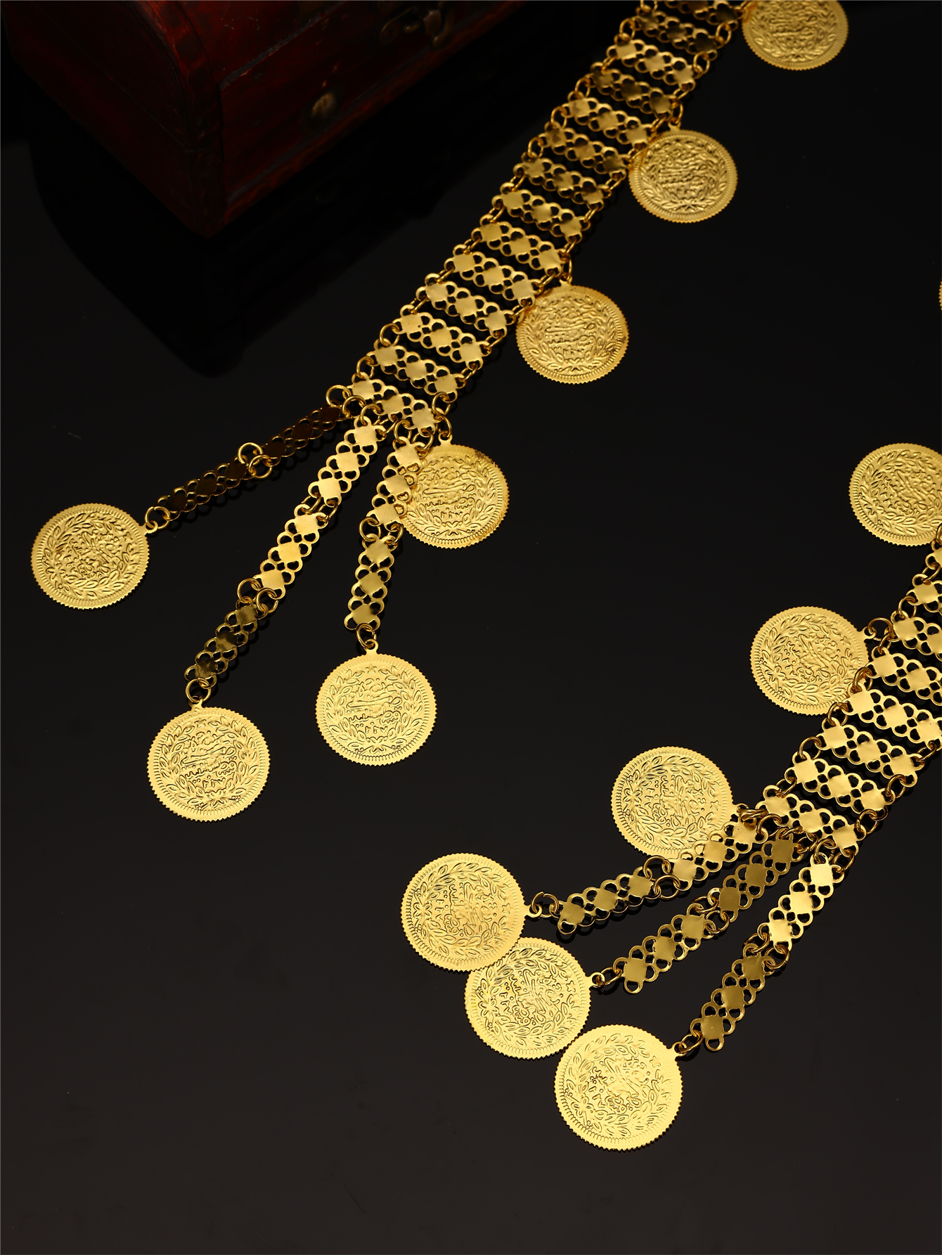 Luxurious Retro Women's Body C - Vintage Collectible Coins บทวิจารณ์และราคา