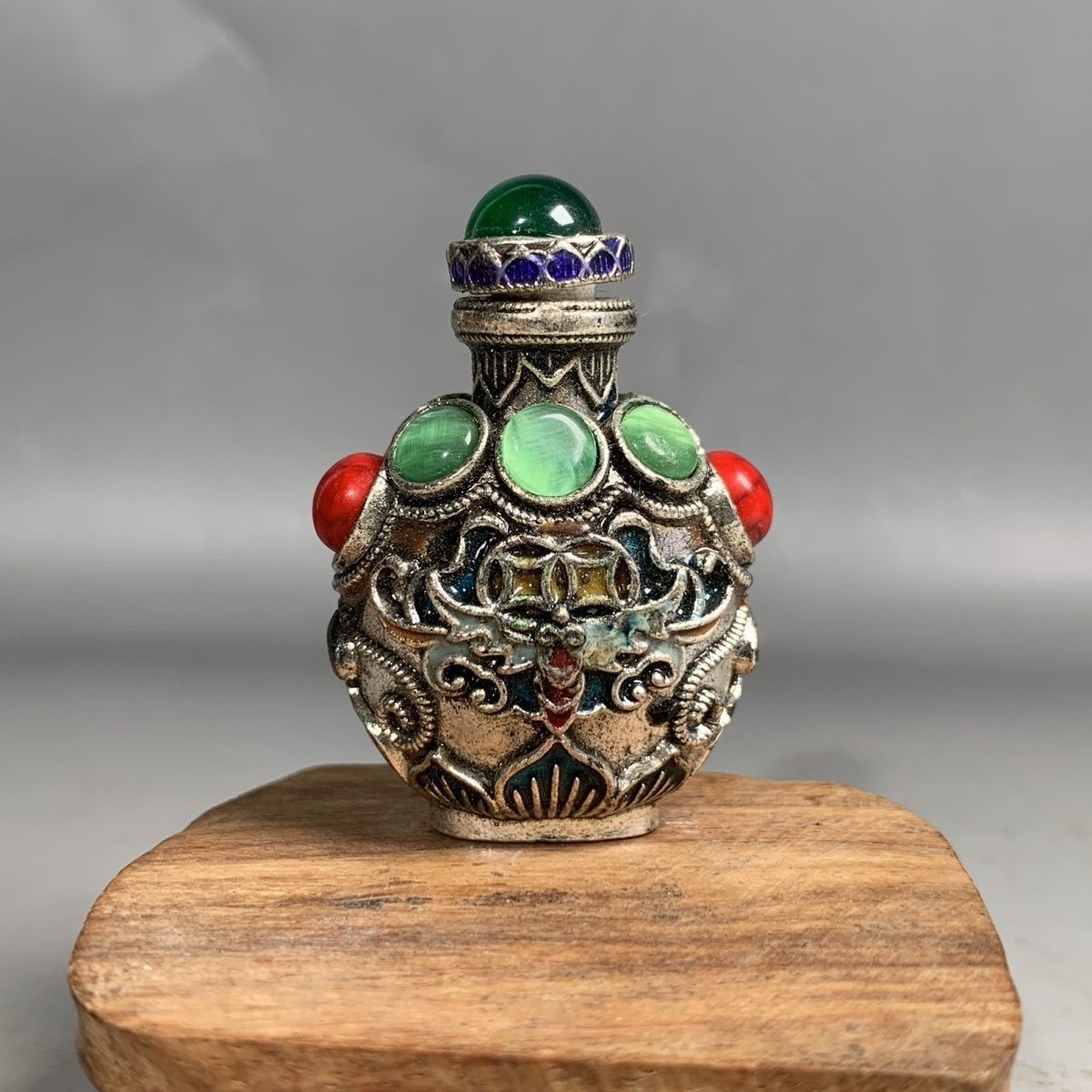 Vintage Cloisonne Bronze Snuff - Vintage Collectible Bottles บทวิจารณ์และราคา
