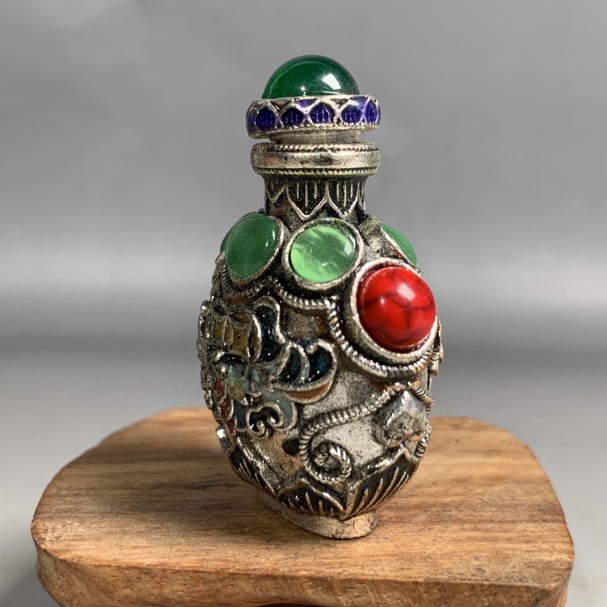 Vintage Cloisonne Bronze Snuff - Vintage Collectible Bottles บทวิจารณ์และราคา