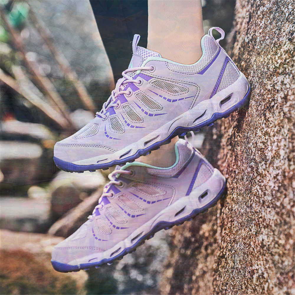 Sumer Round Tip Silver Sneaker - Vintage Collectible Shoes บทวิจารณ์และราคา