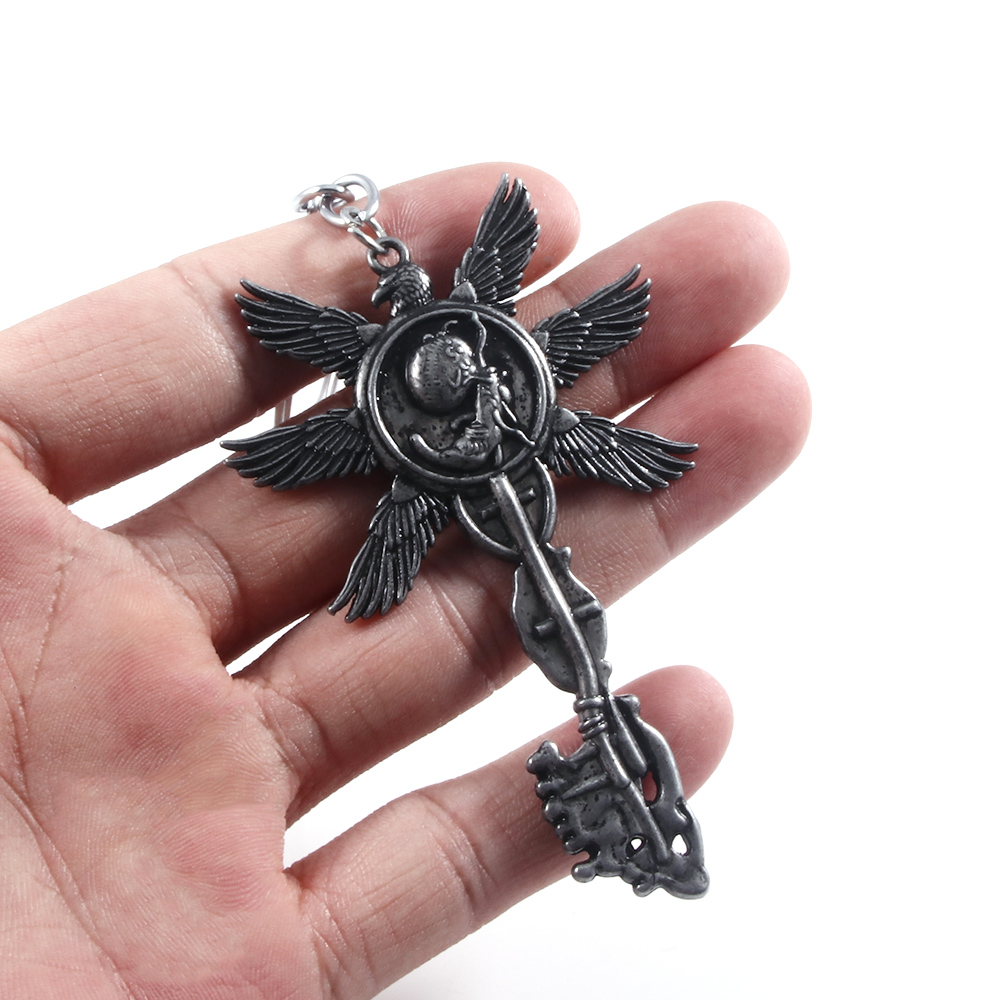 Residents Evils 8 Village Key  - Vintage Item บทวิจารณ์และราคา