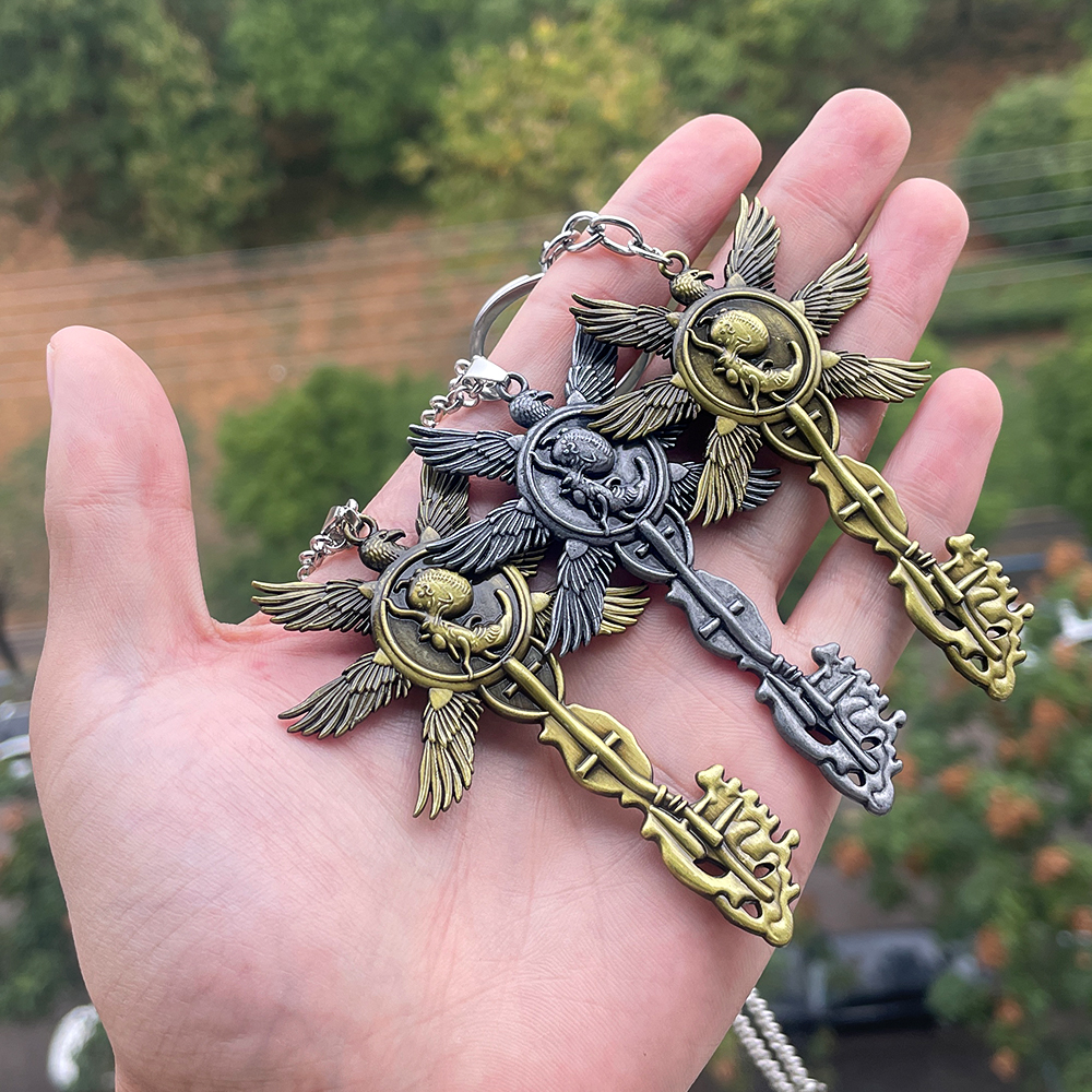 Residents Evils 8 Village Key  - Vintage Item บทวิจารณ์และราคา
